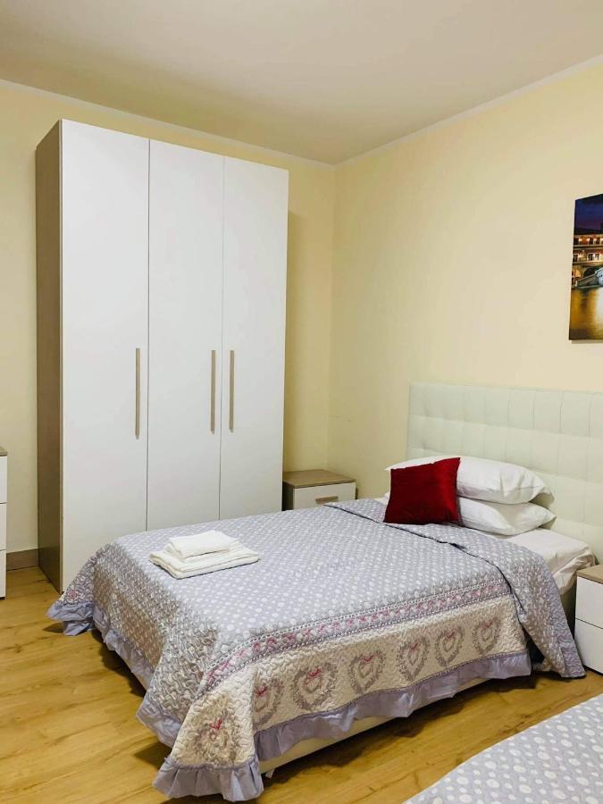 Bed & Breakfast Chowdhury House *