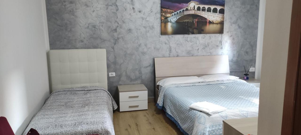 Bed & Breakfast Chowdhury House *